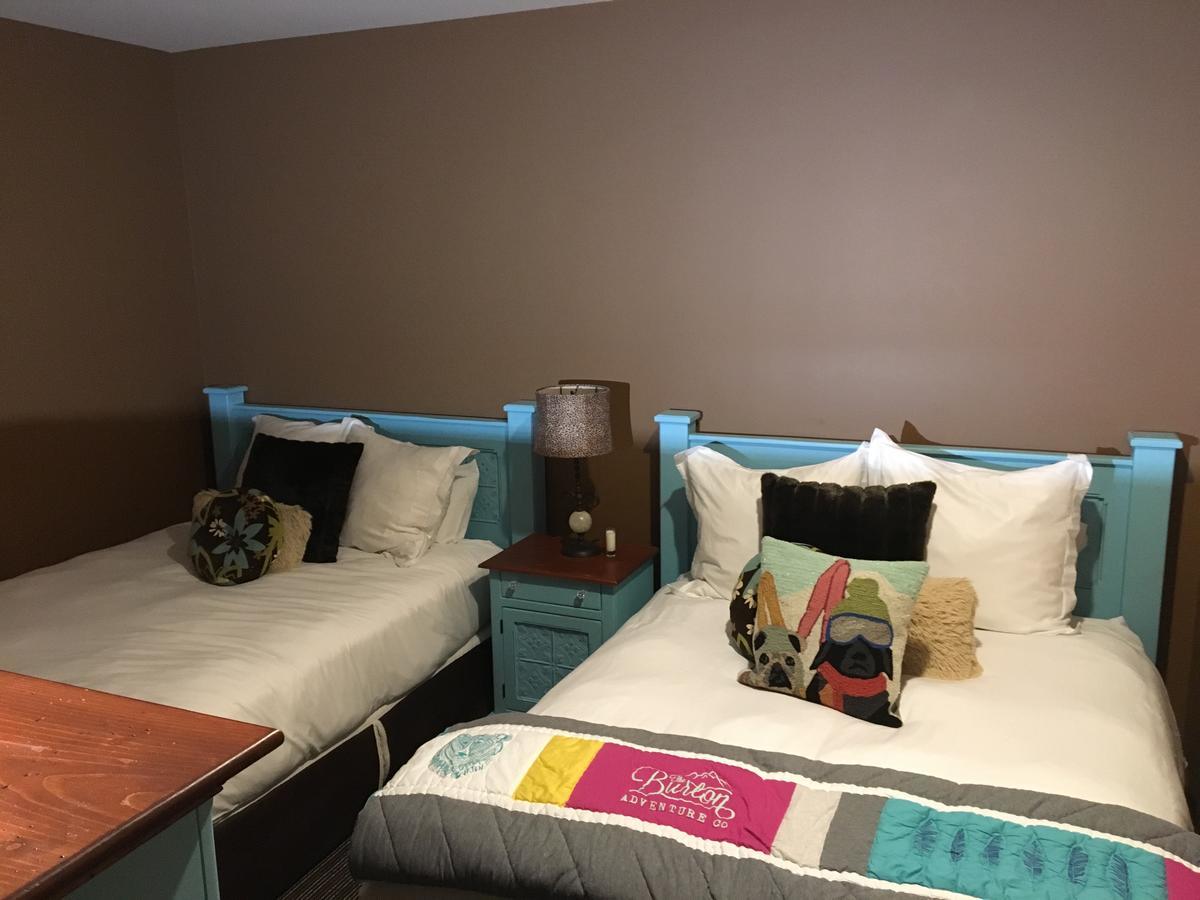 Boyne Falls Boyne Mountain Creekside Condo מראה חיצוני תמונה