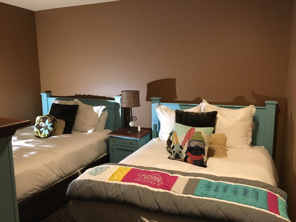 Boyne Falls Boyne Mountain Creekside Condo מראה חיצוני תמונה