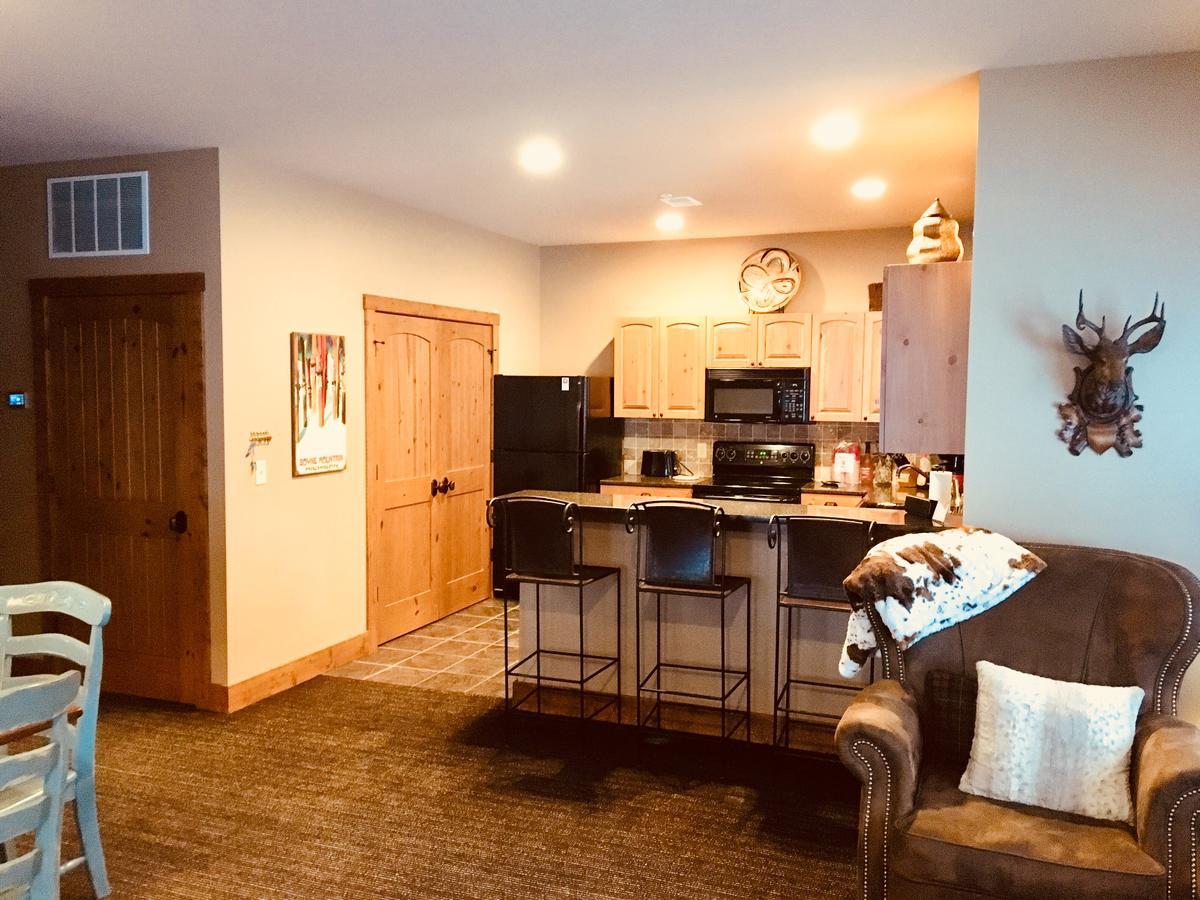 Boyne Falls Boyne Mountain Creekside Condo מראה חיצוני תמונה